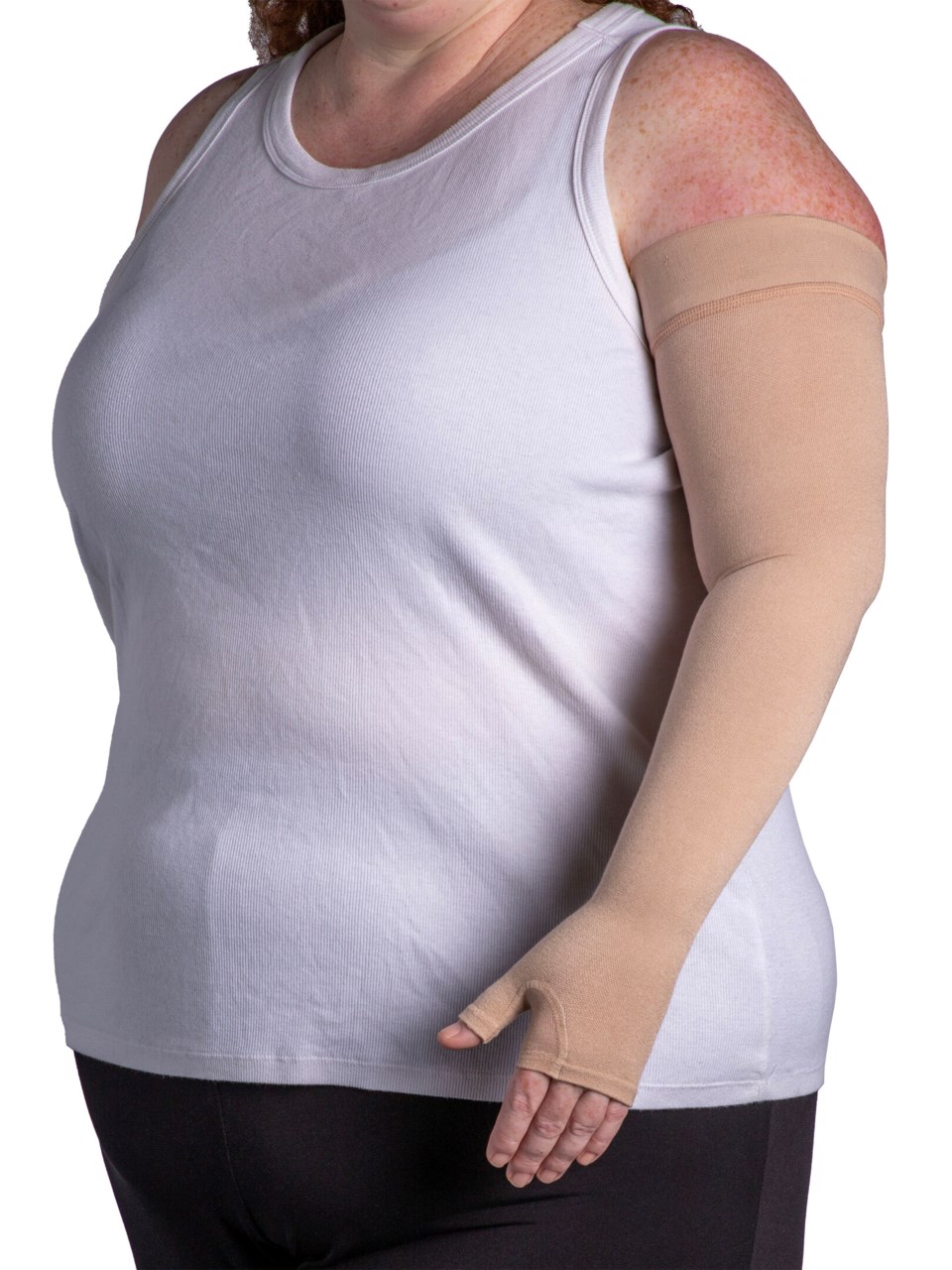 Woman wearing SPECIALTY ADVANCE ARMSLEEVE with built-in gauntlet in BEIGE